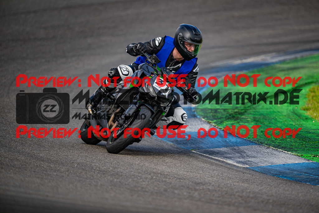 MaZZes_FotoMatrix_240701_6007705_0581 | INST