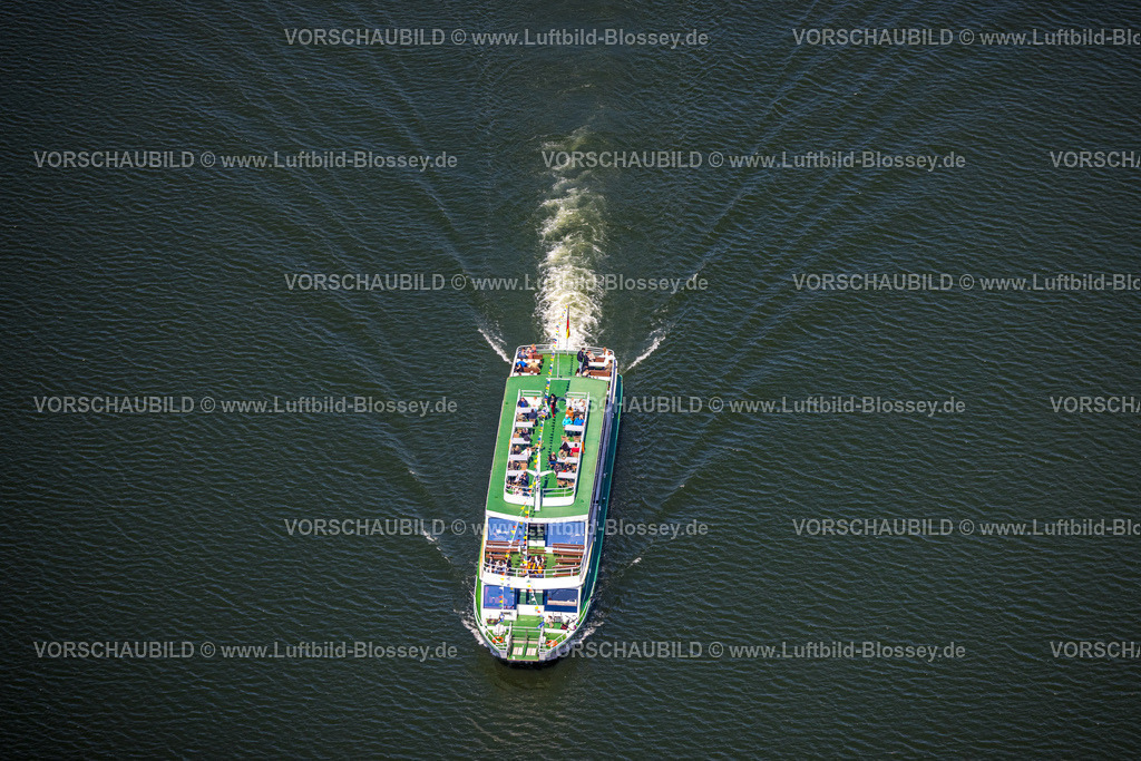 Sundern230505335 | Luftbild, Ausflugsschiff mit Touristen auf dem Sorpesee, Langscheid, Sundern, Sauerland, Nordrhein-Westfalen, Deutschland