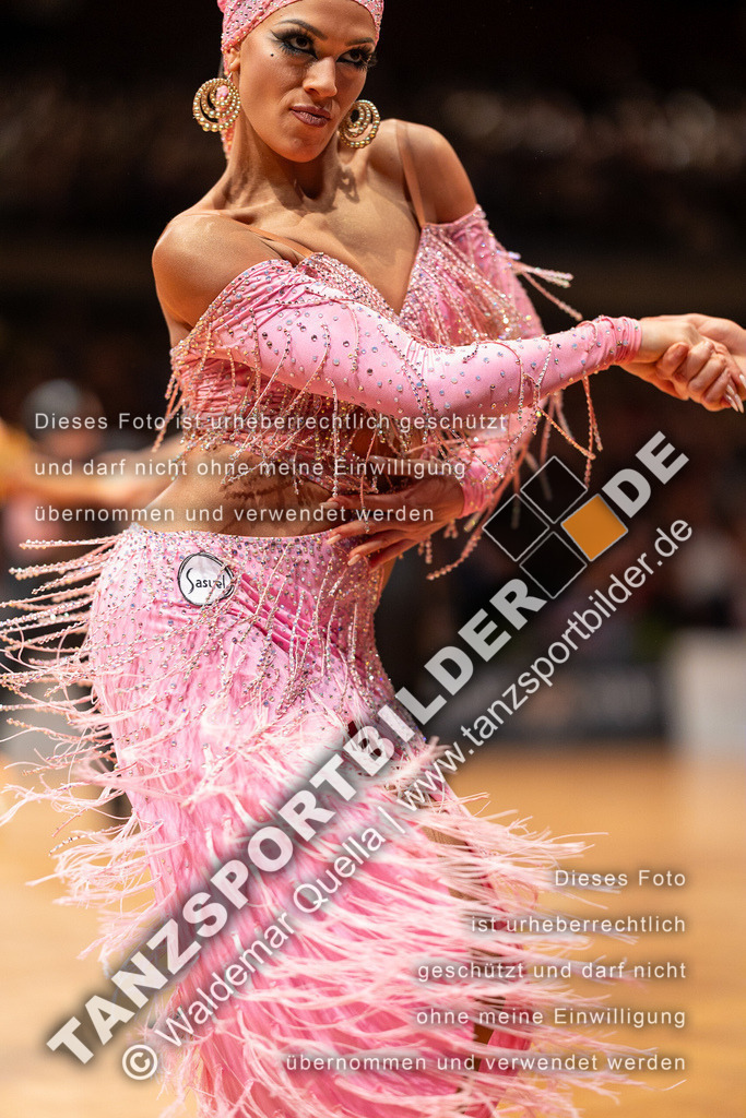 20230812-14580 | Hier finden Sie Tanz Bilder vom Latein und Standard Formationen tanzen. Sportbilder vom Tanzsport. Schöne Fotos und von Weltmeisterschaft, Europameisterschaft, Bundesliga, Regionalliga, Oberliga und Landesliga sowie von GOC Stuttgart, DanceComp, WM Bremen