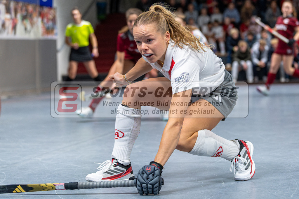 SM_2025-01-18_wD5_-121 | 1.Bundesliga Hallenhockey  VF (W) DCadA - MSC / 7:4 (2:2)