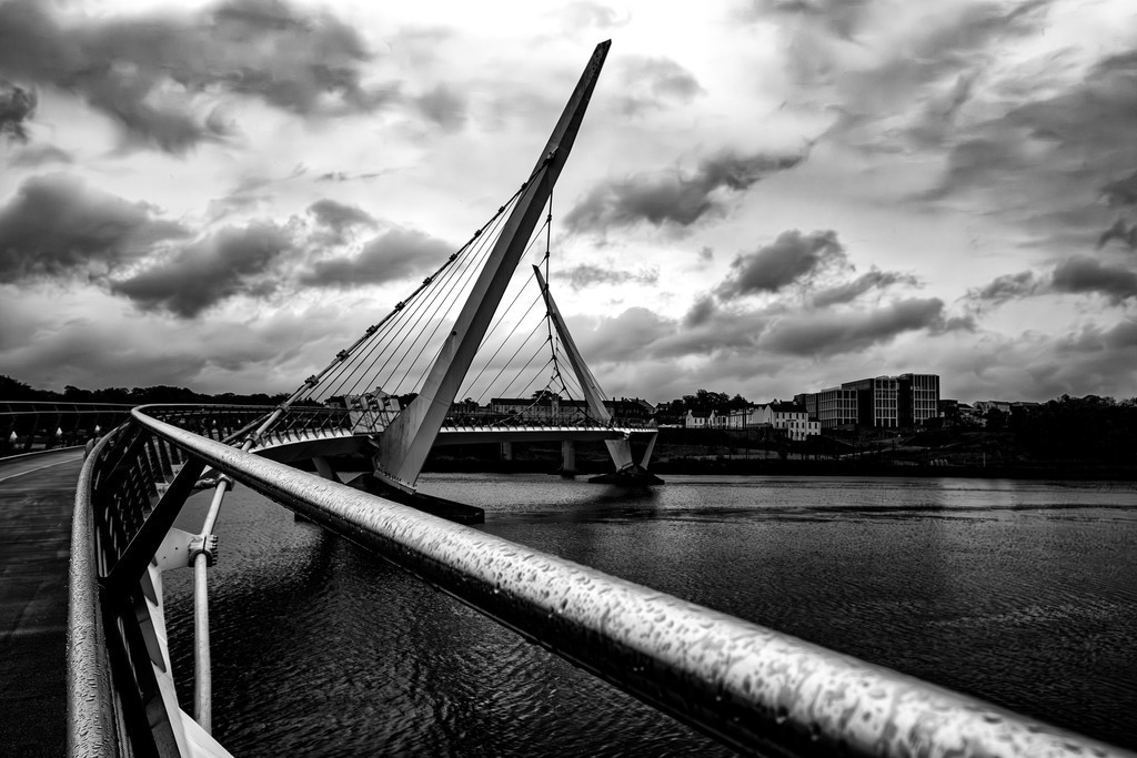 HS2024000014Irland-_-Nordirland-The-Peace-Bridg-Londonderry.-8.6.2024-29.6.2024 | Bilder zum Printen - Realisiert mit Pictrs.com