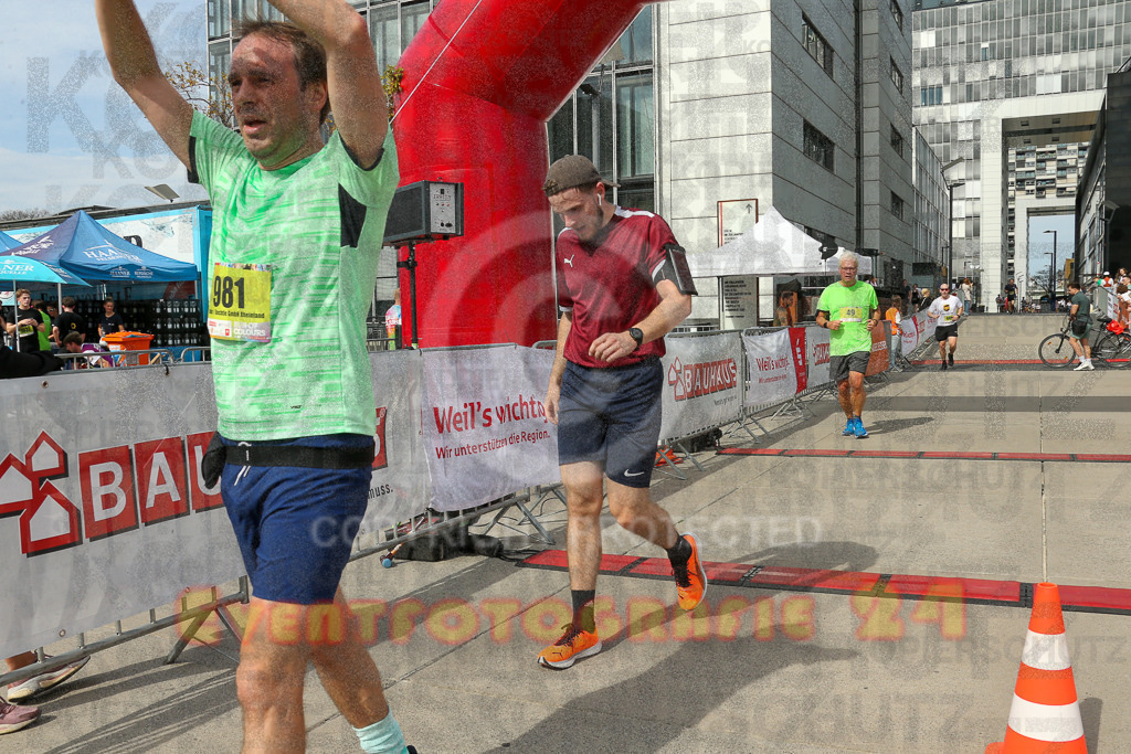 250920_1326_EX1_4621 | Sportfotografie im Rhein-Sieg Kreis, Köln, Bonn, NRW, Rheinland Pfalz, Hessen, etc. Unser Tätigkeitsfeld umfasst den Laufsport vom Volkslauf über den Marathon, Duathlon, Triathon bis zum Ultralauf wie Kölnpfad Ultra oder Schindertrail.