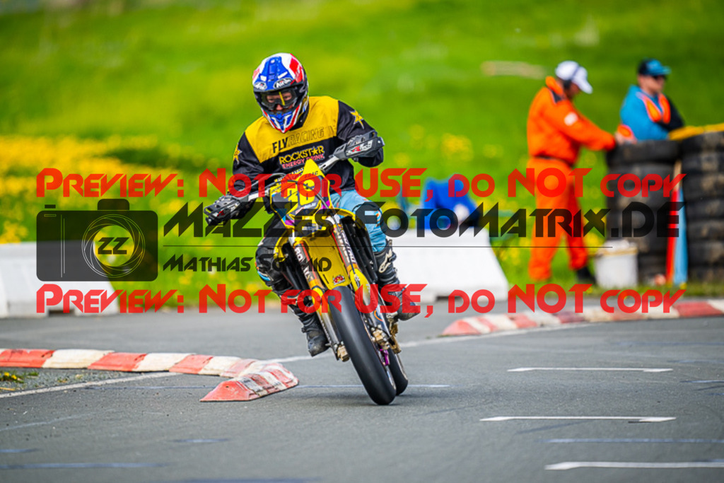 MaZZes_FotoMatrix_230506_7824 | S2