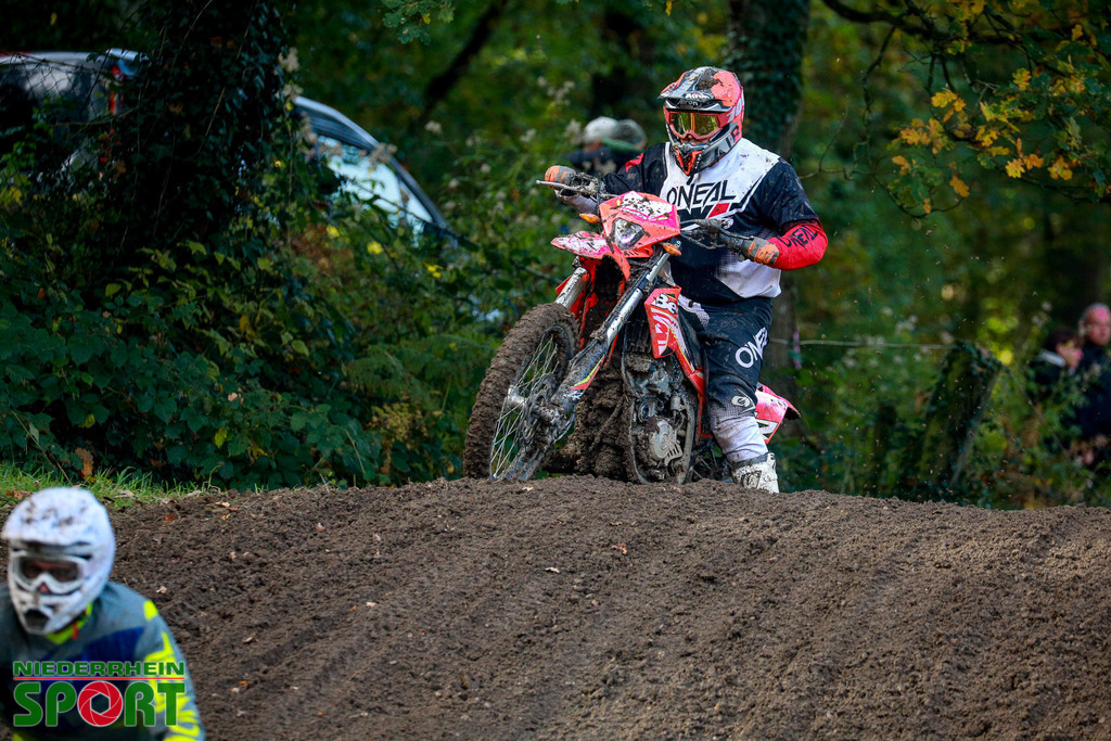 OpenTrack2024_Sonntag_Hobbyfahrer_160 | Bildergalerie von Sport-Ereignissen aber auch von weiteren spannenden Dingen - nicht nur vom Niederrhein. In Anlehnung an den bekannten Spruch von Hanns Dieter Hüsch heißt das Motto: "Niederrhein ist überall".  - Realisiert mit Pictrs.com