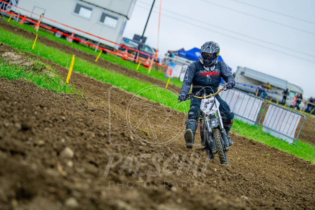 Mo (210) | Paeschuphoto Shop - Wer nicht sucht der auch nicht findet.Ob Motocrossbilder oder von einem besuchtem Spiel, Hauptsache Action. - Realisiert mit Pictrs.com
