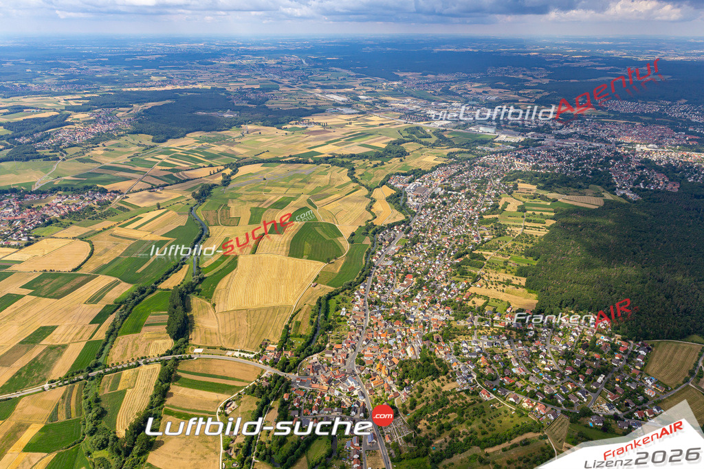 Das Luftbild der Stadt Reuth Forchheim wurde 2019 vom Flugzeug heraus erstellt (keine Drohne) Aufnahmehöhe ca.400 Meter- hohe Auflösung- beste Druck-Qualität garantiert!