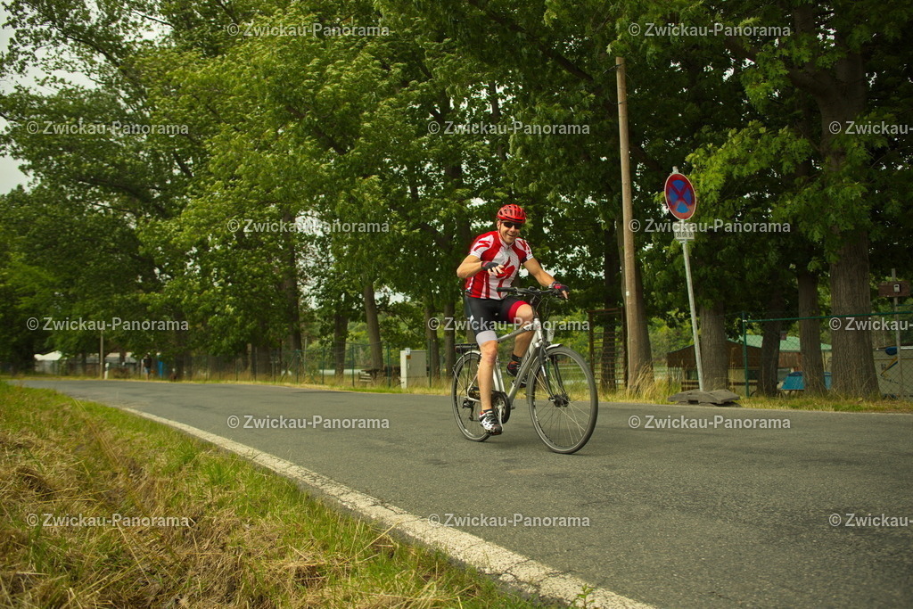 2023_0630_KoberTriathlon_Jeder0424 | Urban. Natur. Panorama. Luftbild. 
Der Bildershop für aufregende Perspektiven!
Für Deko, Wandbild und Kalender!
Wir bringen LED-Bilder zum Leuchten!
