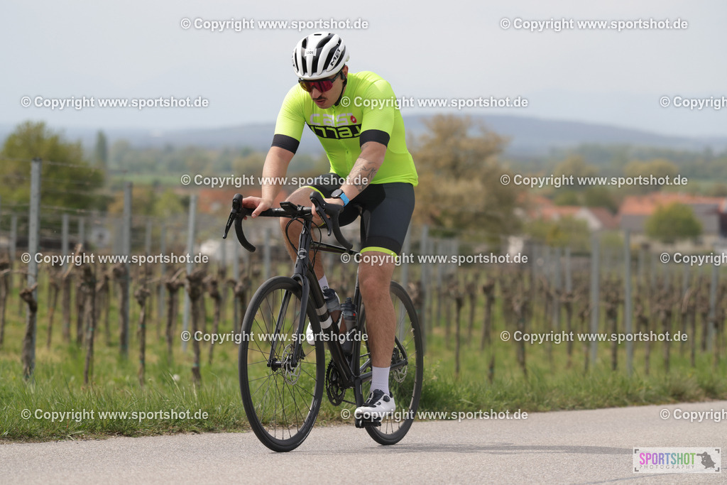 368A5487 | Neusiedlersee Radmarathon 2026@sportshot_your_pictrs #yourpictures#roadtowm2029 #nrm #neusiedlerseeradmarathon #neusiedlersee #neusiedlerseetourismus #burgenland #mörbisch #nrm26 #burgenlandtourismus #voglundco #poweredbyburgenlandtourismus #radsport #rad #marathon #ucigranfondo #visitburgenland #ucigranfondoworldseries