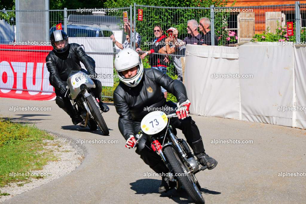 P1025772 | Erleben Sie atemberaubende, hochqualitative Fotos Ihrer Fahrt entlang der malerischen Alpenstraßen. Besuchen Sie alpineshots.com, um professionelle Aufnahmen Ihrer unvergesslichen Reise zu finden und zu kaufen - Realisiert mit Pictrs.com