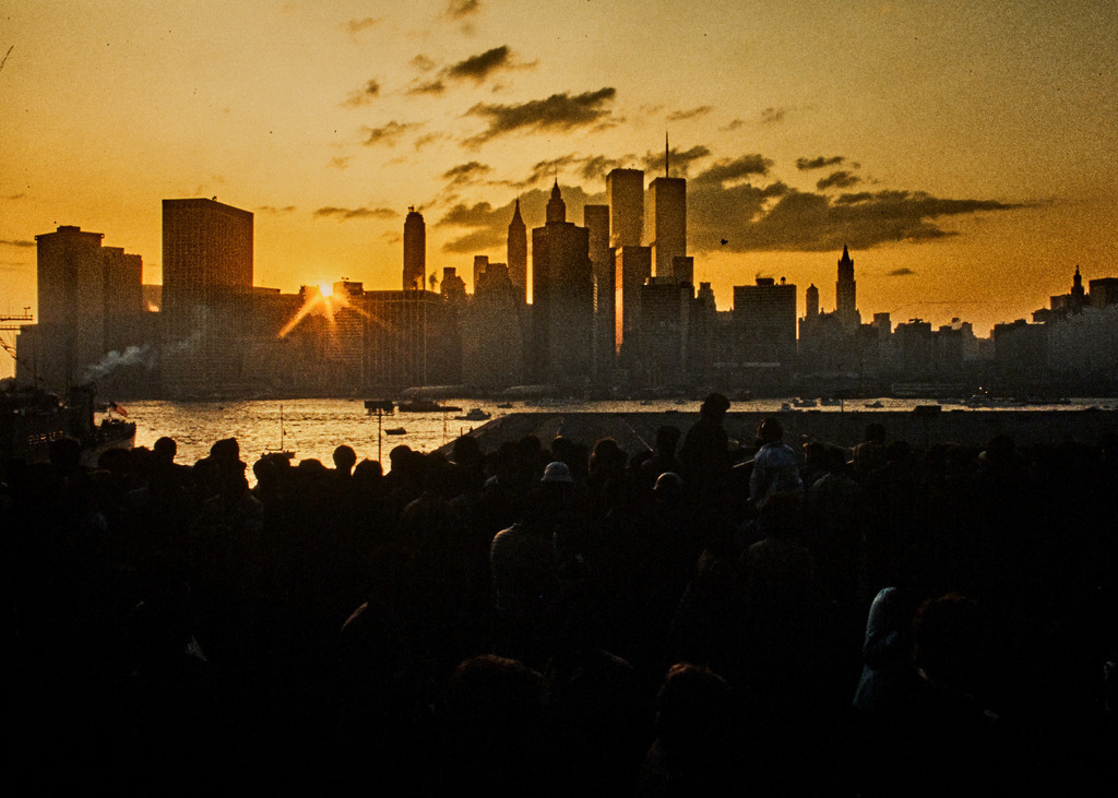 12USA_NYC_sreet_1980_9783 | Beegebilder online. 
BIldarchiv von Beege Fotodesign mit ausgewählten Werken, die sich besonders gut für die Dekoration Ihrer Räume oder Wände eignen. 