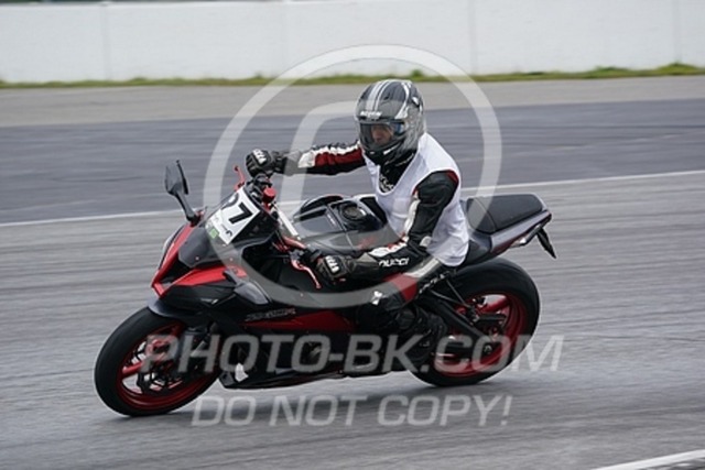 2023_04_25_PBK_21748 | Sportfotografie; SlowMotion; Video; Rennstrecke; Hafeneger; Speer; Racing; RSE; BMW; CBO; Trackday; Motorsportarena; Hockenheimring; Brno; Most; Barcelona; Valencia