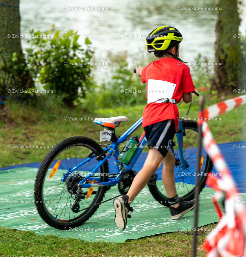 2023_0629_KoberTriathlonJK_Freitag_0020 | Urban. Natur. Panorama. Luftbild. 
Der Bildershop für aufregende Perspektiven!
Für Deko, Wandbild und Kalender!
Wir bringen LED-Bilder zum Leuchten!
