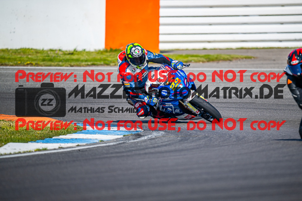 MaZZes_FotoMatrix_230410_5355 | ROT