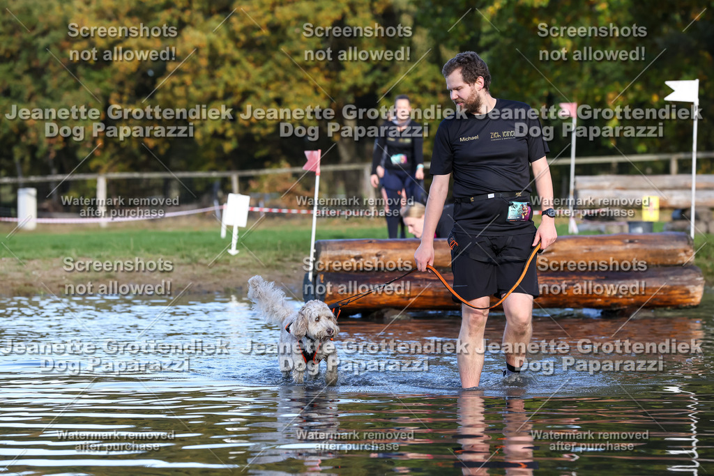 Dog Paparazzi - Strongdog 10-25-8598 | Dog Paparazzi Jeanette Grottendiek Fotografie & Videografie - Realisiert mit Pictrs.com