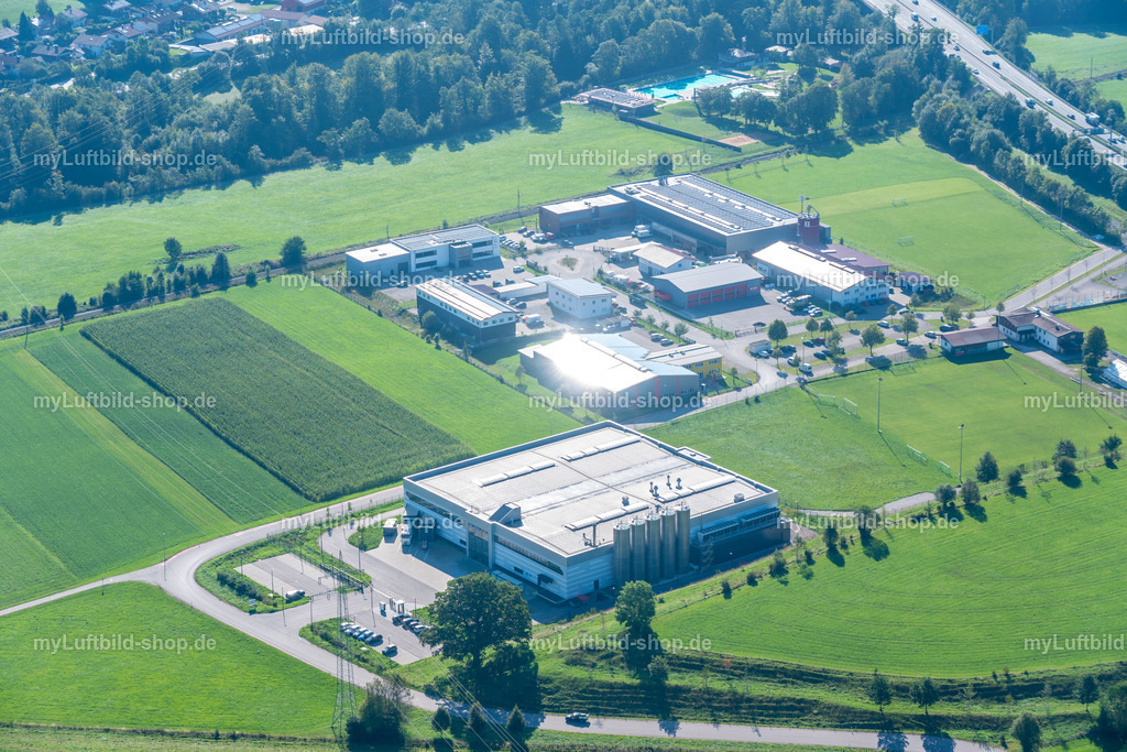 luftbild-gastager-feld-bruno-kapeller | Luftbild vom Gewerbegebiet Gastager Feld in Siegsdorf - Realisiert mit Pictrs.com