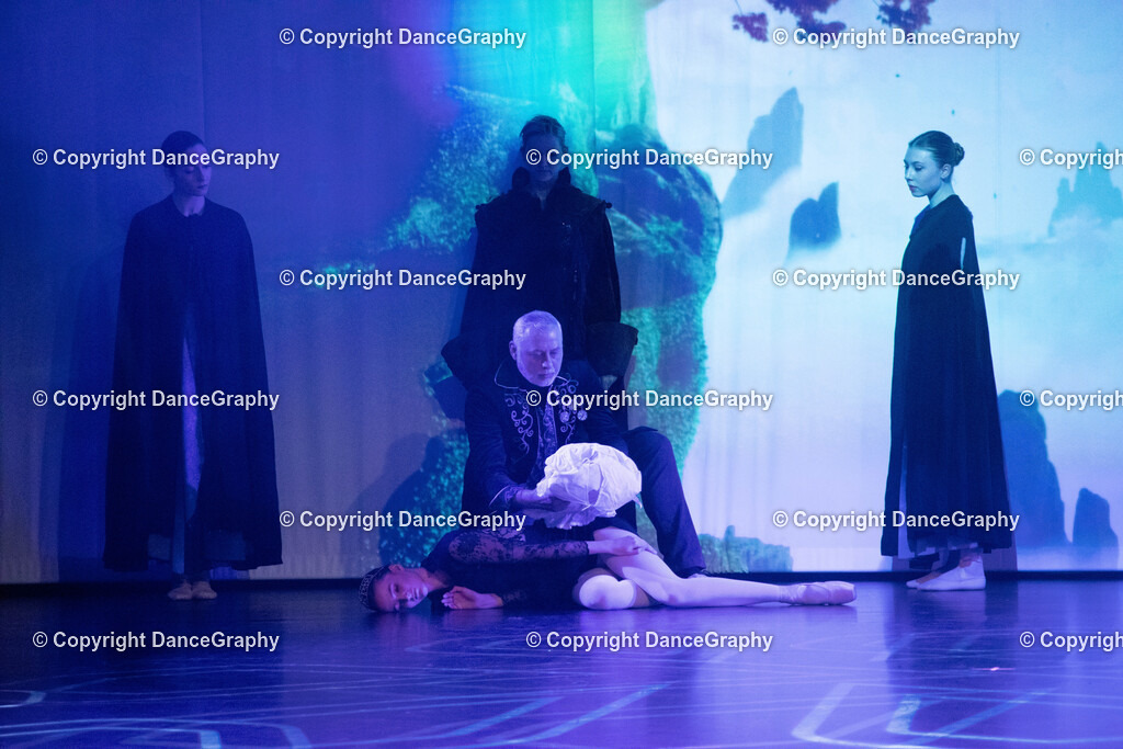 GPHY1485 | DanceGraphy - Realisiert mit Pictrs.com