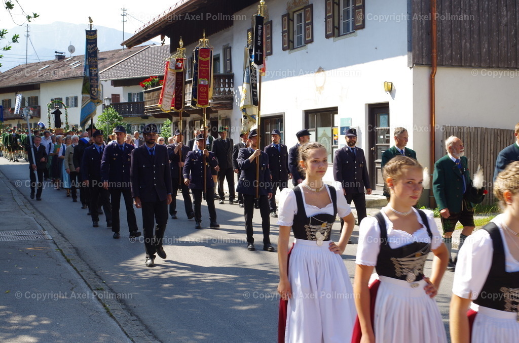 IMGP3679 | fotografiert von Axel PollmannLeonhardi Wallfahrt Benediktbeuern und Murnau, Fronleichnam, Fasching, Landschaft im Loisachtal und Benediktbeuern  - Realisiert mit Pictrs.com