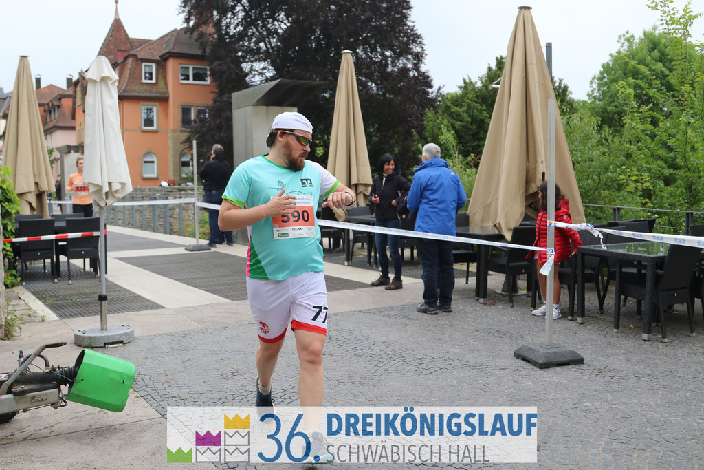 VR Bank Hauptlauf 10km | 3königslauf 2022 VR Bank Hauptlauf - Realisiert mit Pictrs.com