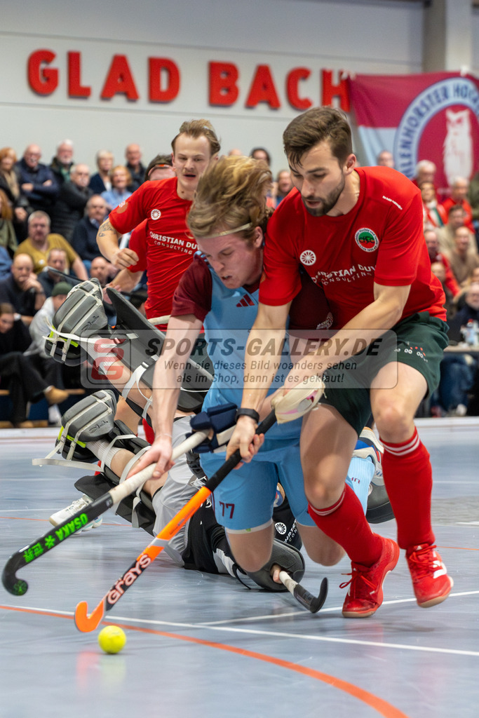 SFE_20260131_0118 | Mönchengladbach, Deutschland, 31.01.26: Hallenhockey 1. Bundesliga Herren Playoff zwischen Crefelder HTC - UHC Hamburg im GHTC Halle am 31.01.2026 in Mönchengladbach, Deutschland. (Foto von Stephan Fehrmann)Mönchengladbach, Germany, 31.01.26: Hallenhockey 1. Bundesliga Herren Playoff between Crefelder HTC - UHC Hamburg in GHTC Halle at 31.01.2026 in Mönchengladbach, Deutschland. (Foto from Stephan Fehrmann)