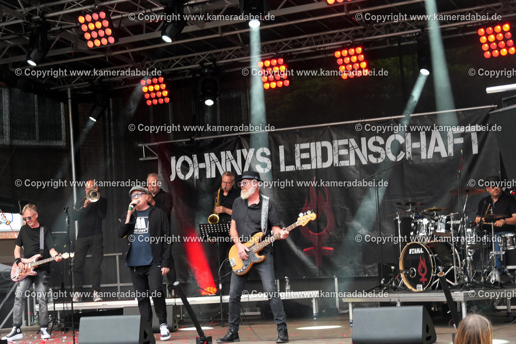 29.08.2025 Johnnys Leidenschaft bei den DIN Tagen 2025 | 29.08.2025 Johnnys Leidenschaft gibt auf der Altmarktbühne in Dinslaken bei den DIN Tagen 2025 ein Konzert. - Realisiert mit Pictrs.com