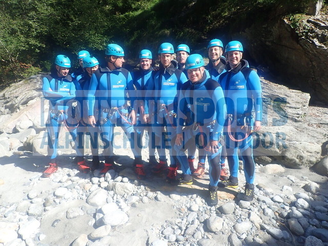 P9200002 | Bestelle die Bilder deines Berg- oder Wasser-Abenteuers mit Mountain Sports bequem von zu Hause aus direkt über unseren Online Fotoshop von pictrs.com. - Realisiert mit Pictrs.com