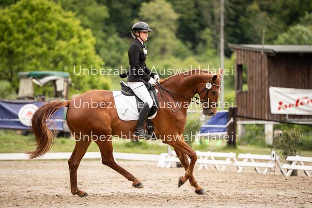 Bad_Meinberg_09218 | saradresslerfotografie - Realisiert mit Pictrs.com