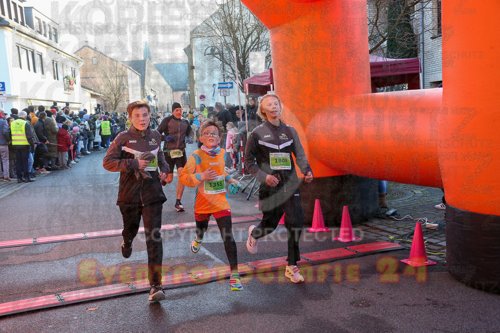 241201_1050_EX1_8860 | Sportfotografie im Rhein-Sieg Kreis, Köln, Bonn, NRW, Rheinland Pfalz, Hessen, etc. Unser Tätigkeitsfeld umfasst den Laufsport vom Volkslauf über den Marathon, Duathlon, Triathon bis zum Ultralauf wie Kölnpfad Ultra oder Schindertrail.