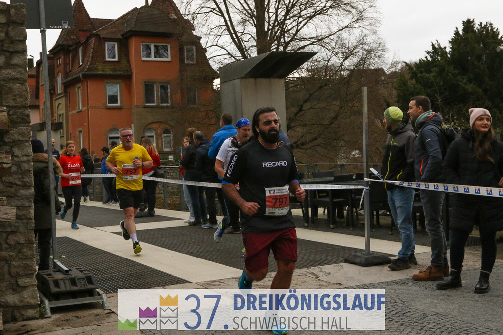 VR Bank Hauptlauf 10000m | 3 Koenigslauf 2023 - Realisiert mit Pictrs.com