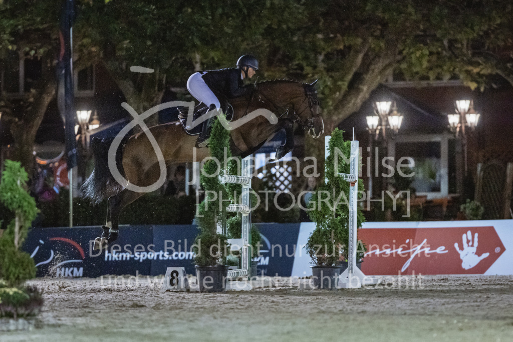 220909_OWLCh_GroßeTour-546 | Deine schönsten Turniermomente als professionelle Fotos! Entdecke hochwertige Pferdesport-Fotografie im Online-Shop. Jetzt Fotos finden & bestellen!