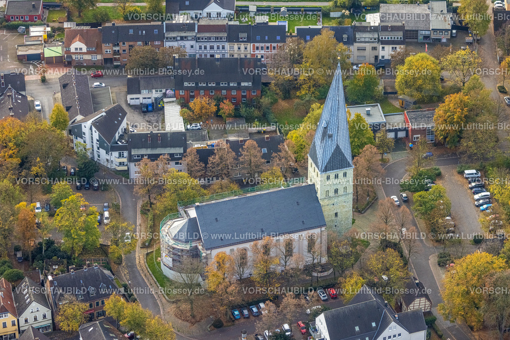 Kamen221012533 | Luftbild, Evang. Pauluskirche Renovierungsarbeiten, Kamen, Ruhrgebiet, Nordrhein-Westfalen, Deutschland
