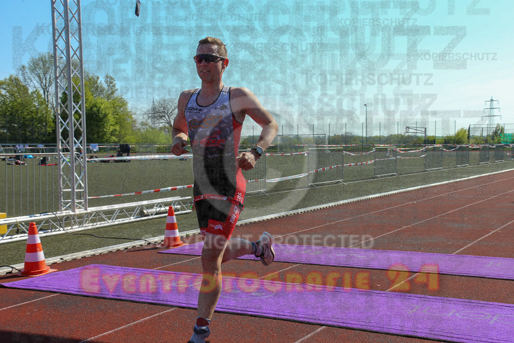 220424_1048_EX1_4121 | Sportfotografie im Rhein-Sieg Kreis, Köln, Bonn, NRW, Rheinland Pfalz, Hessen, etc. Unser Tätigkeitsfeld umfasst den Laufsport vom Volkslauf über den Marathon, Duathlon, Triathon bis zum Ultralauf wie Kölnpfad Ultra oder Schindertrail.