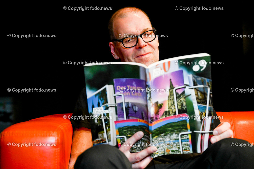 David Wagner_ Impro Theater_ 30.03.2023-11 | 30.03.2023, Linz, AUT, Posthof im Bild David Wagner (Impro Theater, alle Impro - aus dem Aermel), Linz 09