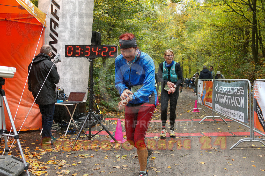 251026_1336_EX1_3731 | Sportfotografie im Rhein-Sieg Kreis, Köln, Bonn, NRW, Rheinland Pfalz, Hessen, etc. Unser Tätigkeitsfeld umfasst den Laufsport vom Volkslauf über den Marathon, Duathlon, Triathon bis zum Ultralauf wie Kölnpfad Ultra oder Schindertrail.