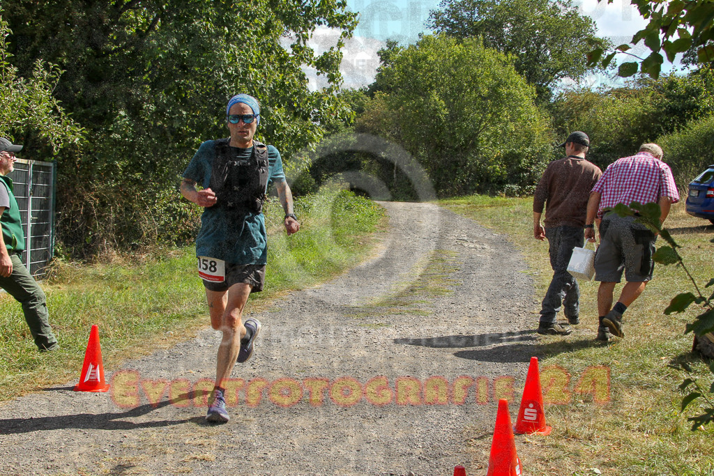 250830_1331_EV4_4260 | Sportfotografie im Rhein-Sieg Kreis, Köln, Bonn, NRW, Rheinland Pfalz, Hessen, etc. Unser Tätigkeitsfeld umfasst den Laufsport vom Volkslauf über den Marathon, Duathlon, Triathon bis zum Ultralauf wie Kölnpfad Ultra oder Schindertrail.