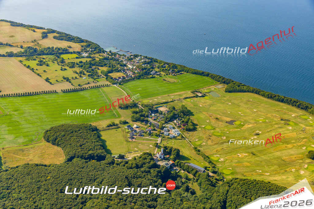 Luftaufnahme Ranzow Golfplatz Lohme - Die Luftaufnahme wurde 2025 vom UL-Flugzeug heraus erstellt ( ohne Drohne ) - Hochauflösende Luftaufnahme - für professionelle Ausdrucke geeignet. Die Geschenkidee !Mit Lizenz und Bildrechte bestellbar