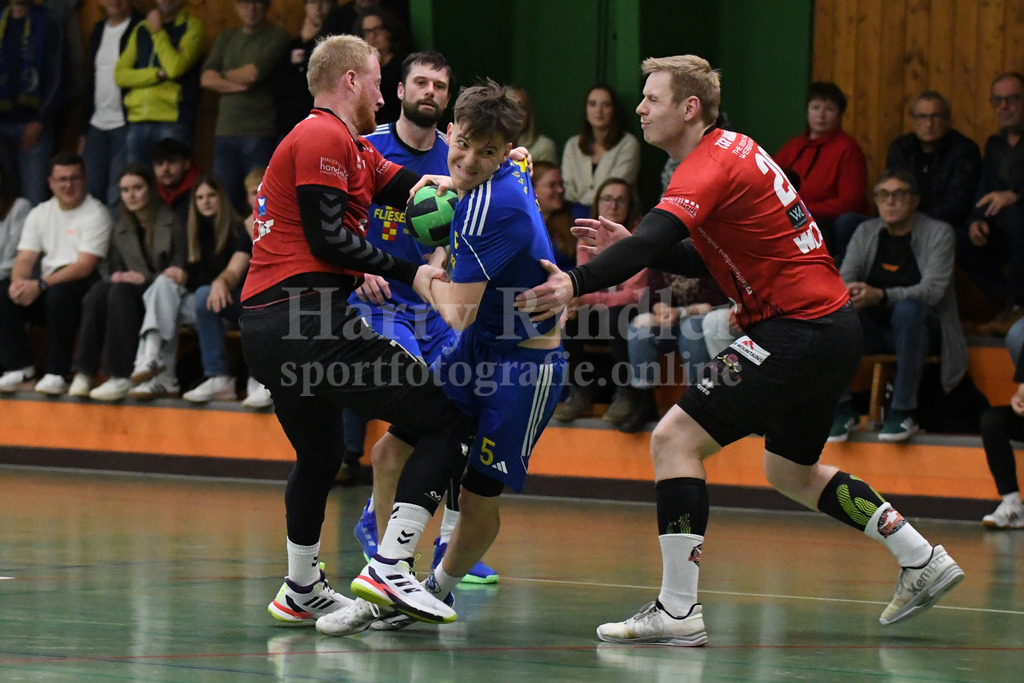 SSG Metten :  TSV 1861 Mainburg  | war nur durch Fouls zu stoppen: Philipp Gäck (SSG Metten #5) - Realisiert mit Pictrs.com