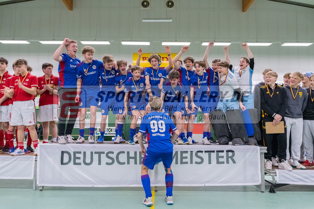 HK_20230305_106386 | Deutsche Meisterschaft MU16 Finale Mannheimer HC - Rot-Weiss Köln / Ehrungen am 5.3.2023 RWK, Köln ,