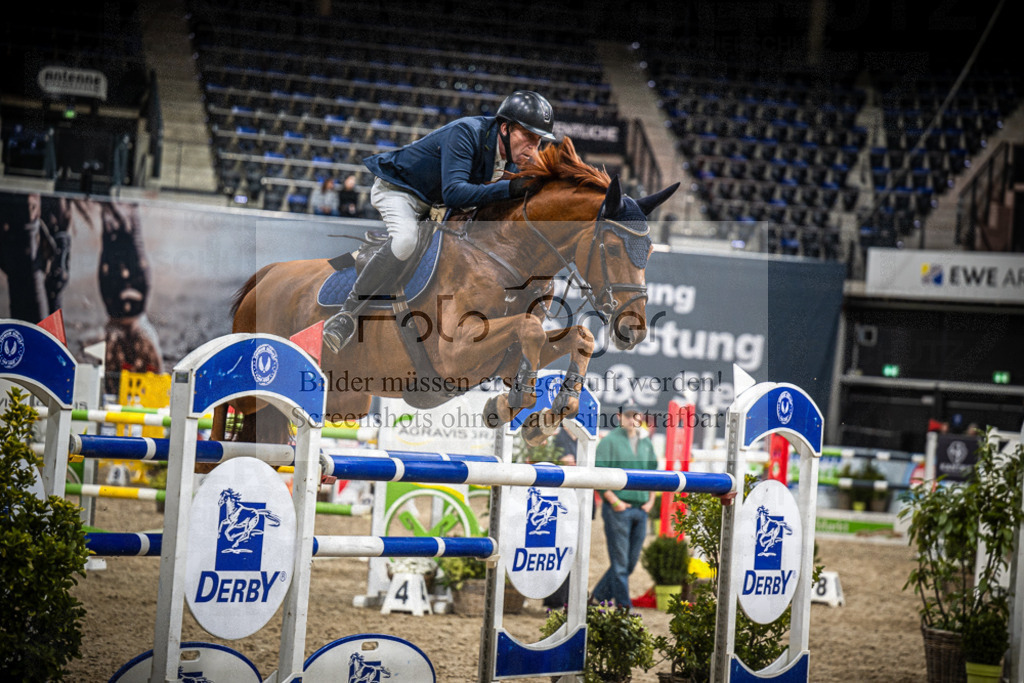 DOS_1070 | Entdecke hochwertige Reitturnierfotos von Foto Oger. Professionell, emotional und authentisch – jetzt Lieblingsmomente im Shop bestellen.Deutschlandweite Turnierfotografie. - Realisiert mit Pictrs.com