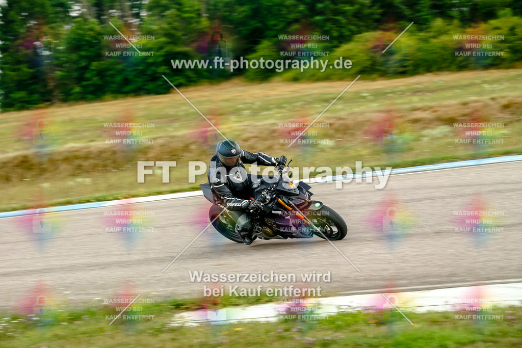 Chambley Juli-1204 | Hier findet Ihr Bilder von Touristenfahrten auf der Nürburgring Nordschleife oder von anderen Veranstaltungen die ich besucht habe. Viel Spass beim Durch Schauen 