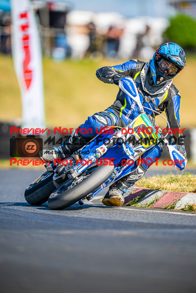 MaZZes_FotoMatrix_220529_5677 | Fotograf Mathias Schmid
Sportfotograf,
Eventfotograf,
Hochzeitsfotograf,
Portraitfotograf