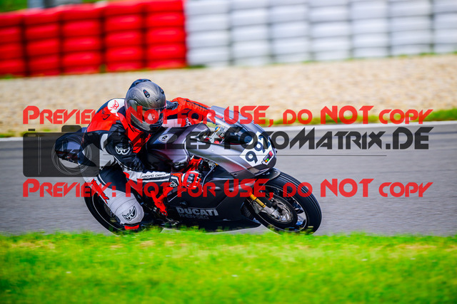 MaZZes_FotoMatrix_240519_6007705_8626 | Fotograf Mathias Schmid
Sportfotograf,
Eventfotograf,
Hochzeitsfotograf,
Portraitfotograf