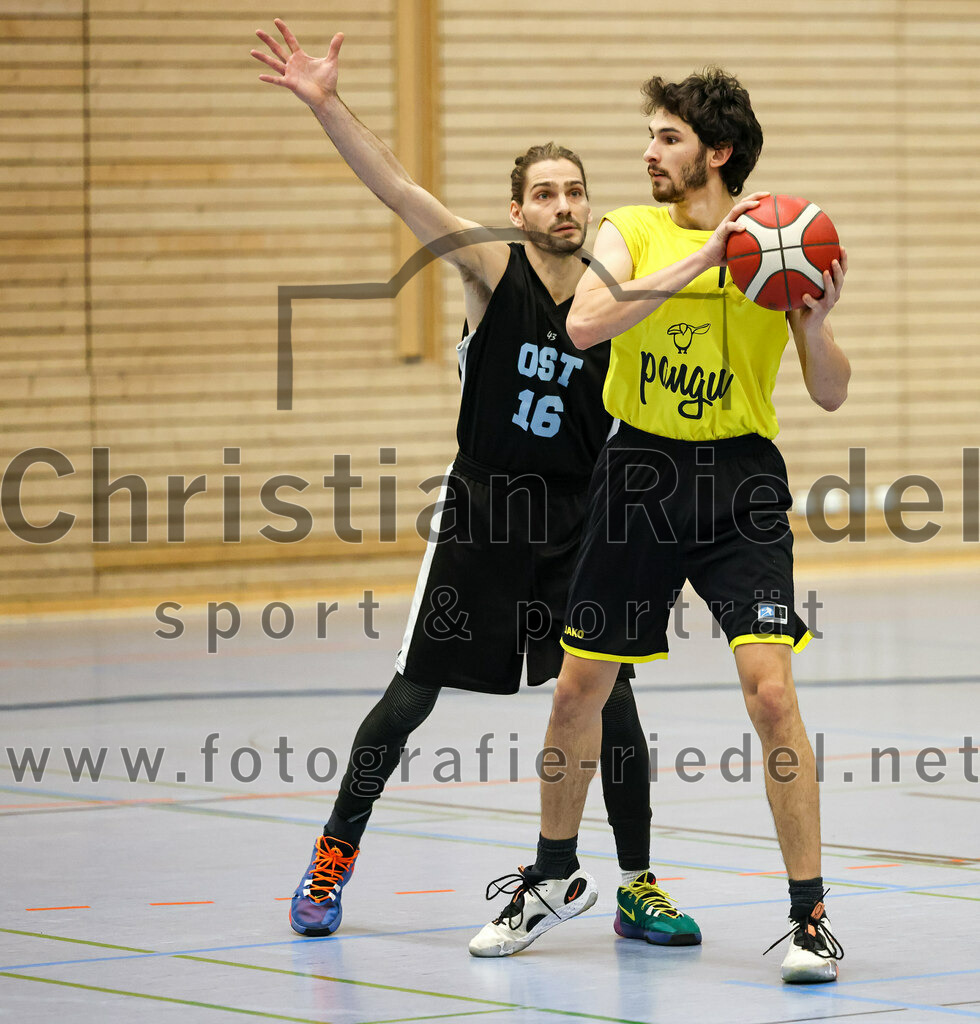 2022-12-04_017_SG_Poing_gegen_TSV_Muenchen_Ost_4 | Poing, Deutschland, 04.12.2022:
Basketball, Bezirksklasse 2021 / 2022, 8. Spieltag, SG Poing gegen TSV München Ost 4, Endergebnis: 37:65

Foto: Christian Riedel / fotografie-riedel.net