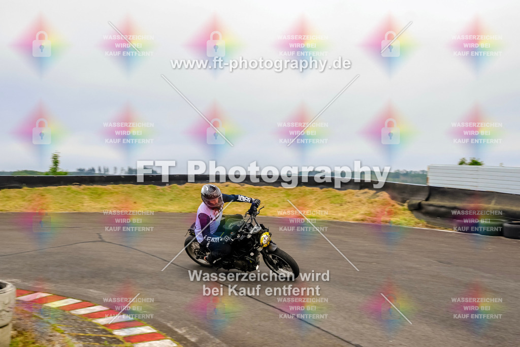 OBK-5965 | Hier findet Ihr Bilder von Touristenfahrten auf der Nürburgring Nordschleife oder von anderen Veranstaltungen die ich besucht habe. Viel Spass beim Durch Schauen 