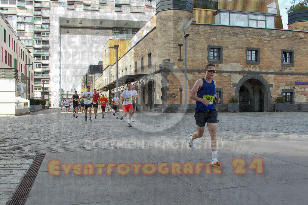 250920_1455_EV4_7572 | Sportfotografie im Rhein-Sieg Kreis, Köln, Bonn, NRW, Rheinland Pfalz, Hessen, etc. Unser Tätigkeitsfeld umfasst den Laufsport vom Volkslauf über den Marathon, Duathlon, Triathon bis zum Ultralauf wie Kölnpfad Ultra oder Schindertrail.