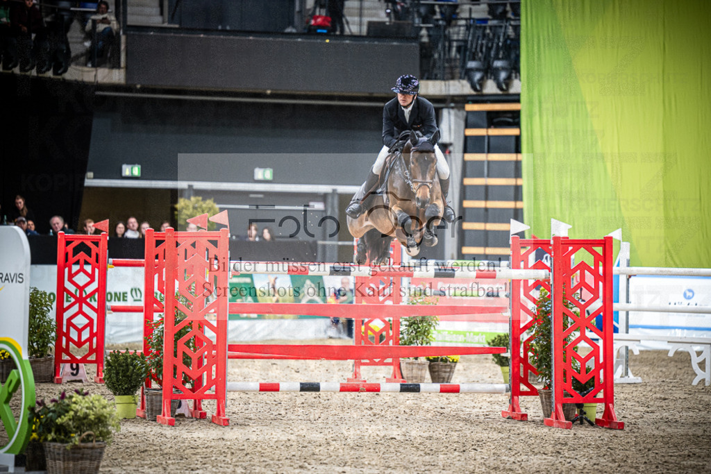 DOS_2869 | Entdecke hochwertige Reitturnierfotos von Foto Oger. Professionell, emotional und authentisch – jetzt Lieblingsmomente im Shop bestellen.Deutschlandweite Turnierfotografie. - Realisiert mit Pictrs.com