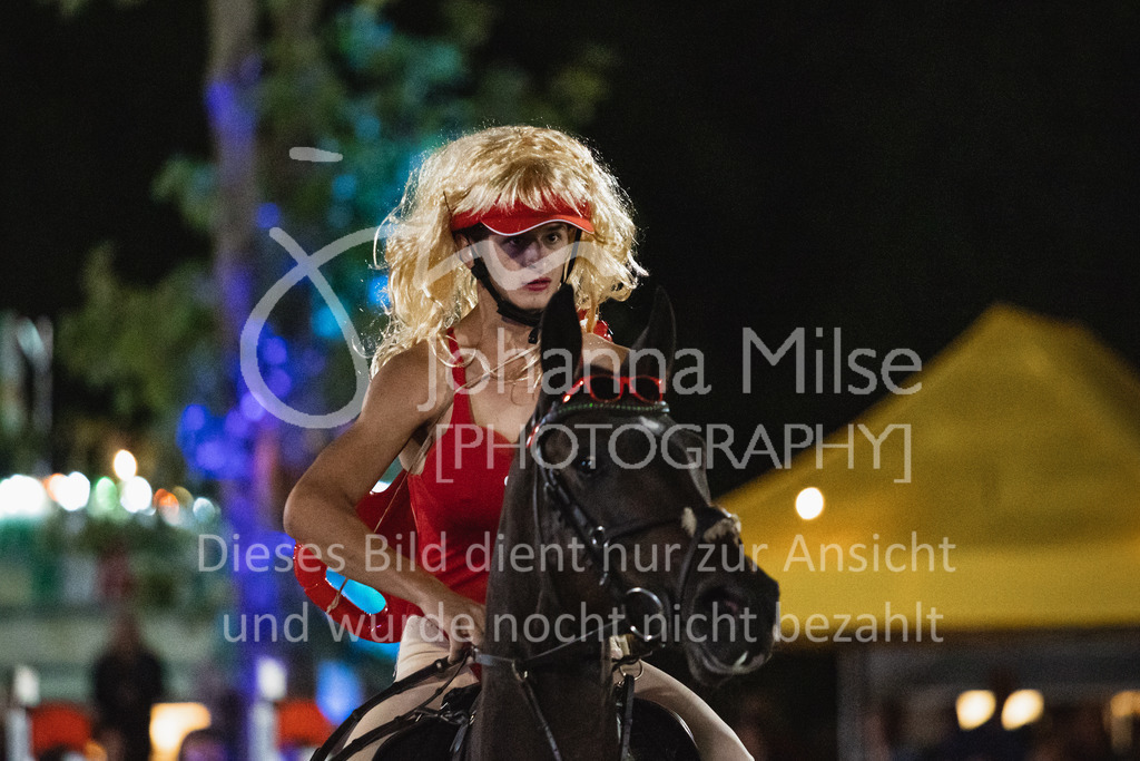 220827_Delbrueck_Kostuem-632 | Deine schönsten Turniermomente als professionelle Fotos! Entdecke hochwertige Pferdesport-Fotografie im Online-Shop. Jetzt Fotos finden & bestellen!