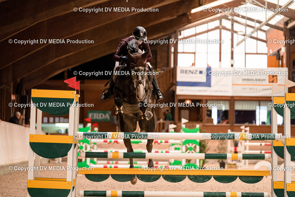 Springen Tag 1-620 | dv-media-shop - Realisiert mit Pictrs.com