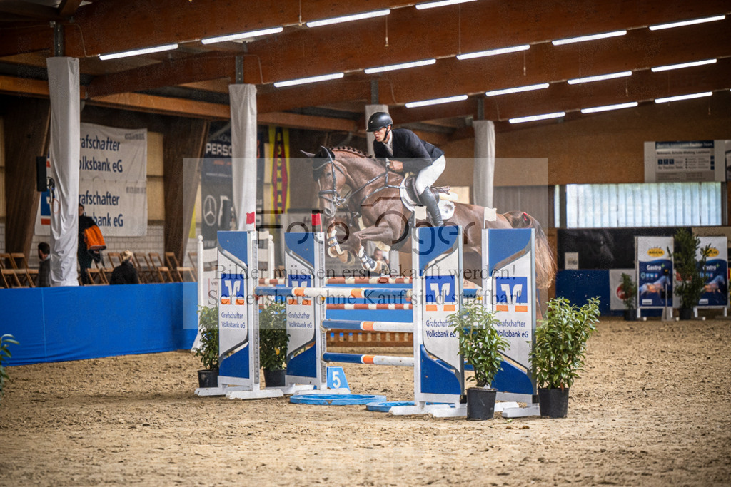 DOS_1622 | Entdecke hochwertige Reitturnierfotos von Foto Oger. Professionell, emotional und authentisch – jetzt Lieblingsmomente im Shop bestellen.Deutschlandweite Turnierfotografie. - Realisiert mit Pictrs.com