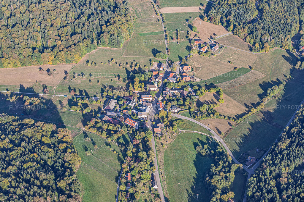 Luftbild: Ortsteil Moosbronn im Ortsteil Freiolsheim in Gaggenau im Bundesland Baden-Württemberg in Deutschland. – Foto: IMG_159594.jpg vom 27.09.2026 durch Werner Riehm/FLY-FOTO.de – Auflösung des Originals: 6000 x 4000 px