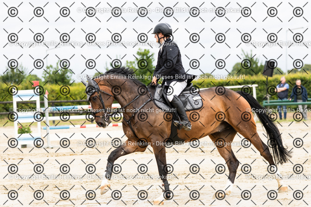 CL5A5581 | Emilia Reinking Fotografie - Realisiert mit Pictrs.com